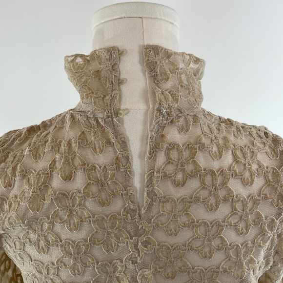 Line + Dot Crossroads Lace Top, M - Picture 5 of 9